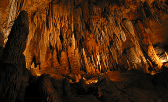 Poole’s Cavern 